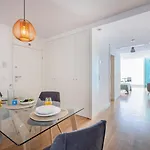 Apartment Stylish @