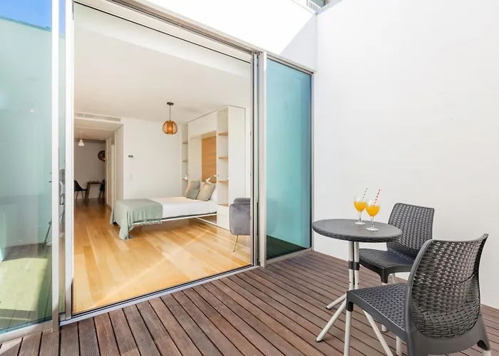 Stylish @ Apartment *